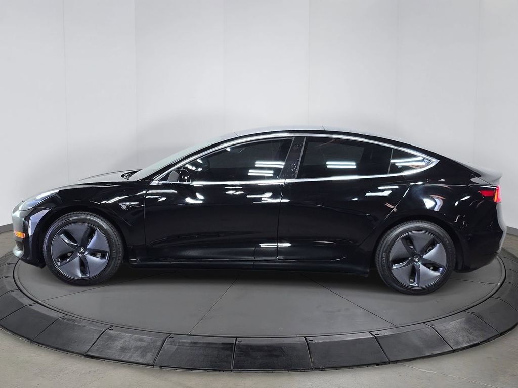 tesla model 3 2019 5YJ3E1EA8KF395961 image tesla model 3 2019 5YJ3E1EA8KF395961 image
